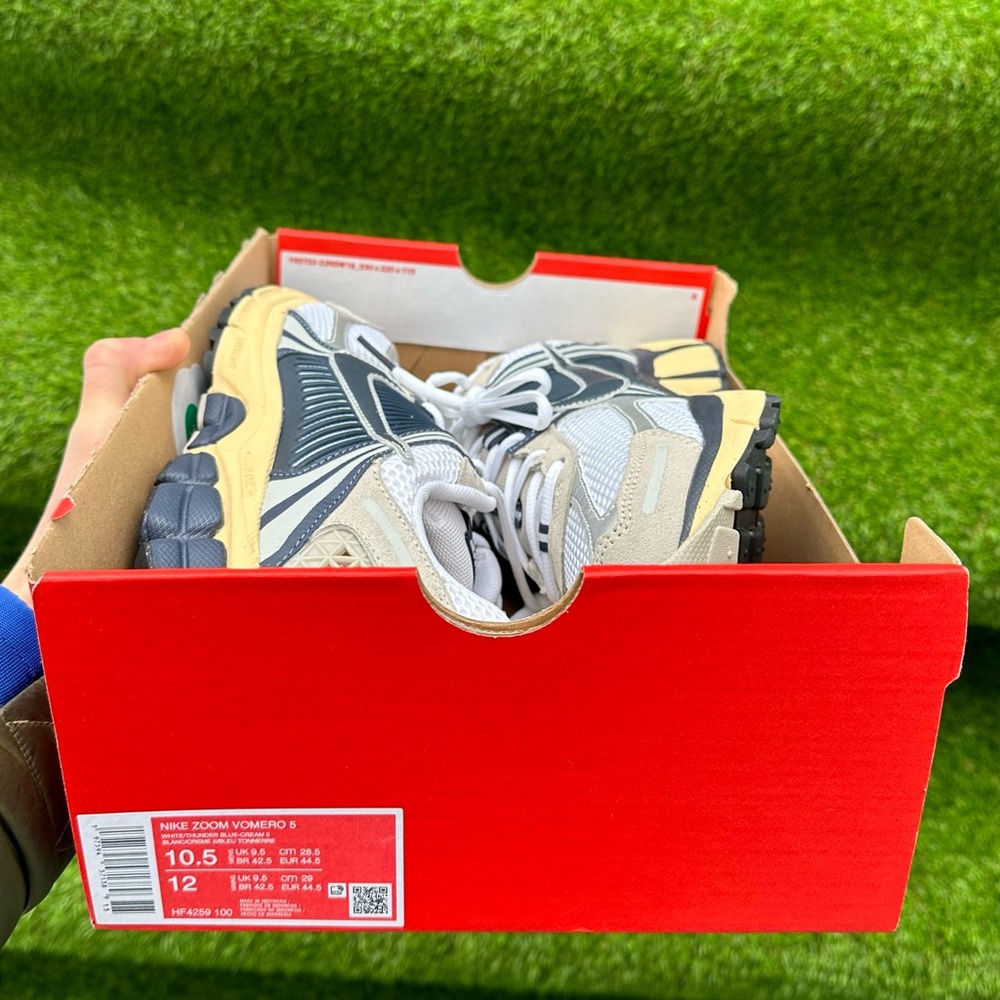 Brand new Nike Zoom Vomero 5 Thunder blue cream men’s running shoes 8,5 - Picture 6 of 7